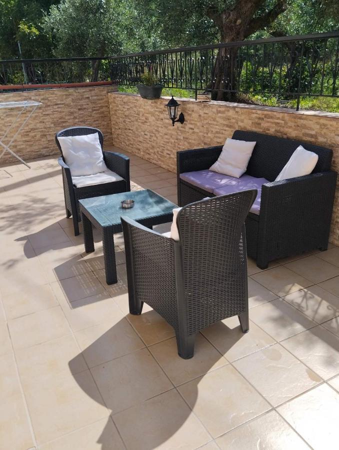 Katerina Apartments Kalamata Exteriör bild