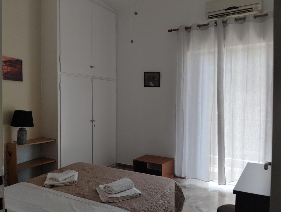 Katerina Apartments Kalamata Exteriör bild