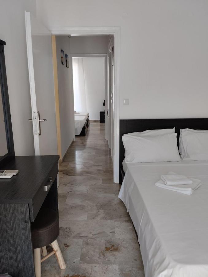 Katerina Apartments Kalamata Exteriör bild